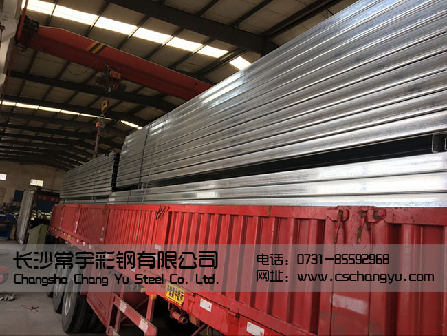 ����c�����������\c���