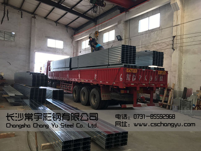 ����c�����������\c���